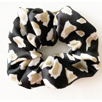 Scrunchie panter grijs